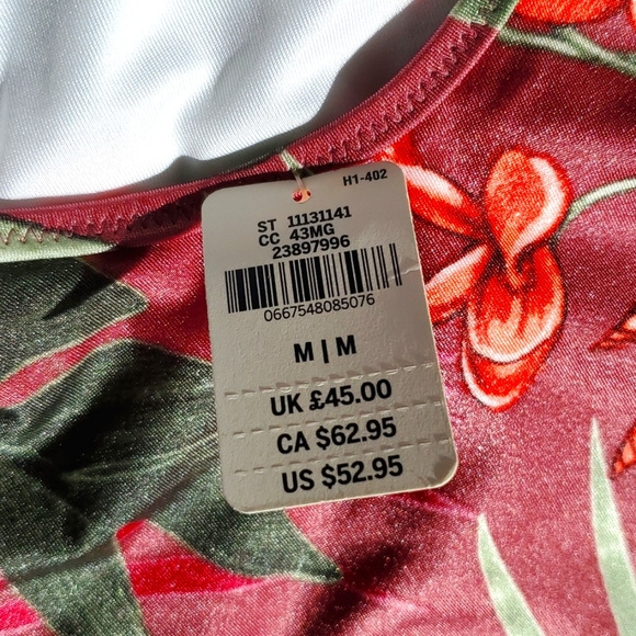 Victoria's Secret Pink Medium Tropical One Piece Plunge Swimsuit - Picture 8 of 10